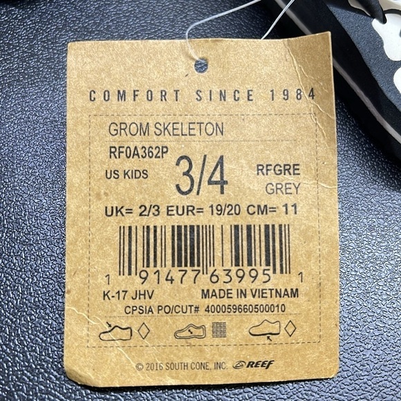 NWT Reef Toddler “Glow in the dark” Skeleton Sandals size 3/4 - Picture 8 of 8